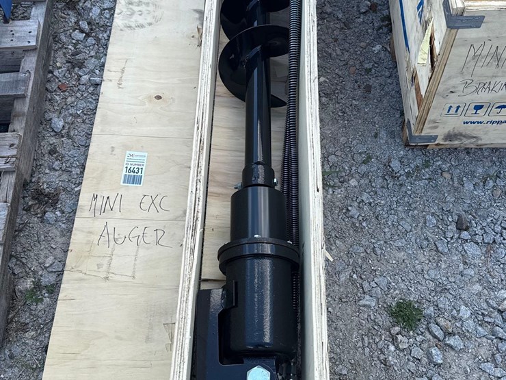 mini-excavator-auger-attachment-image-1