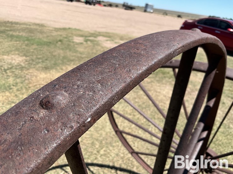 53”-antique-steel-wheels-image-11