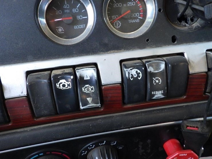 2006-kenworth-t800-image-59
