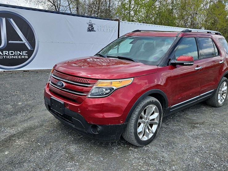 2015-ford-explorer-image-2