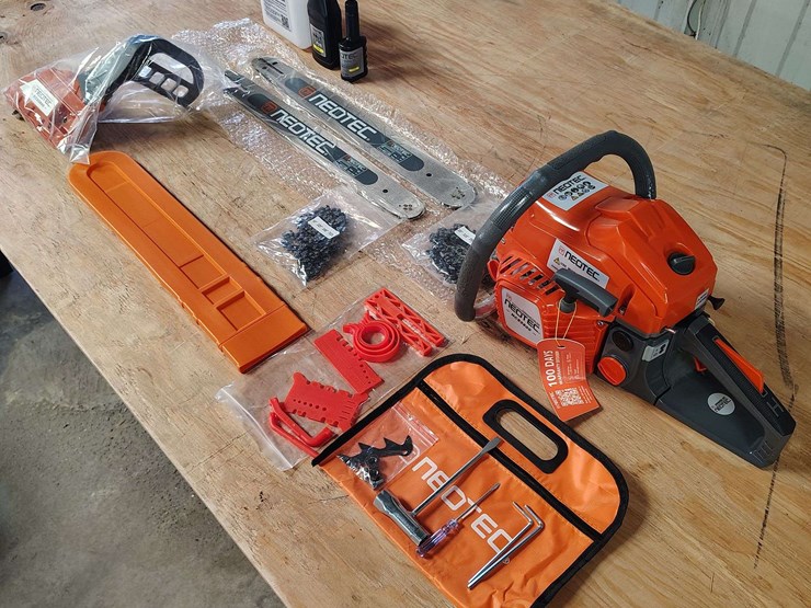 neotec-ncs5800-gas-chainsaw-kit-–-25:1-fuel-mix-–-20"-&-18"-bars-(unassembled)-(new/unused)-image-3