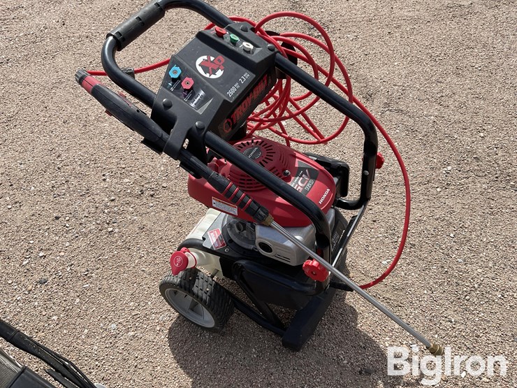 honda-/-troy-built-hrr2166vxa-mower-&-2600-psi-power-washer-image-17