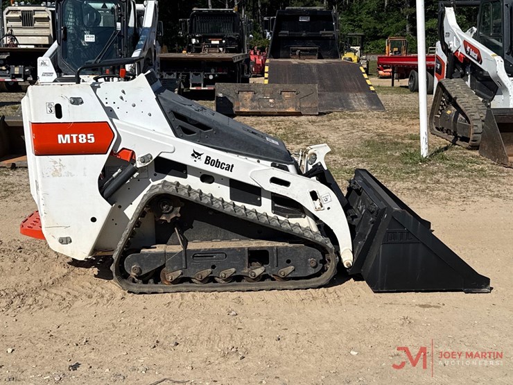 bobcat-mt85-image-2