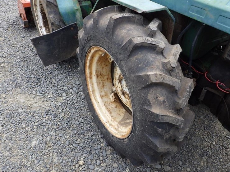 ferrari-85-tractor-image-19