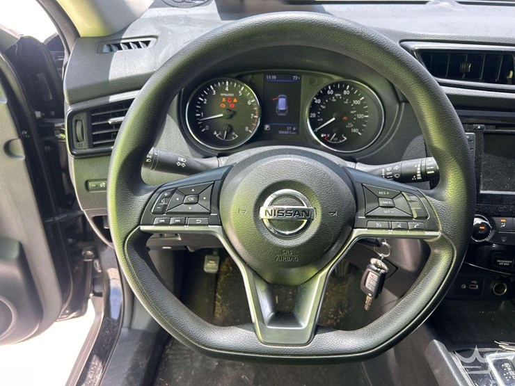 2018-nissan-rogue-image-12