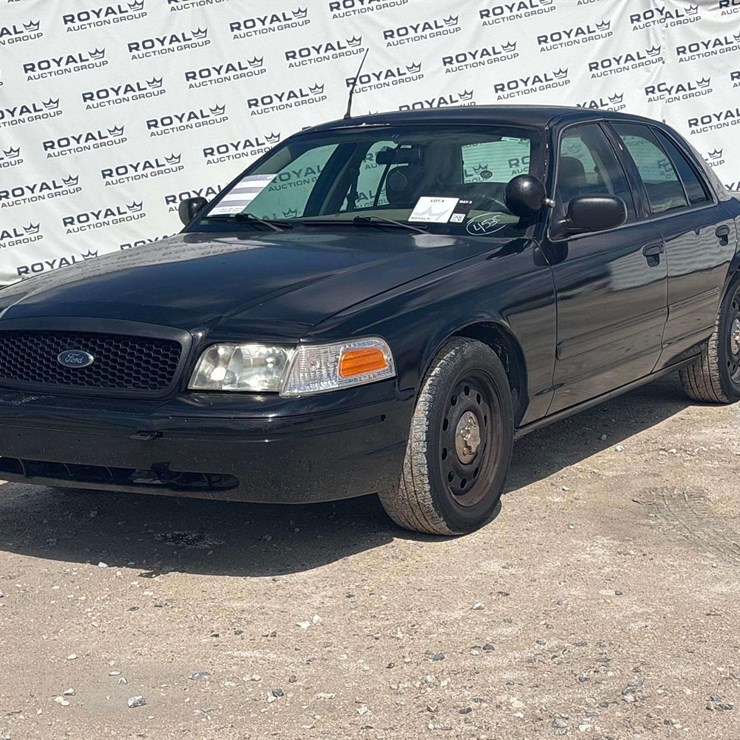 2007 Ford Crown Victoria Sedan