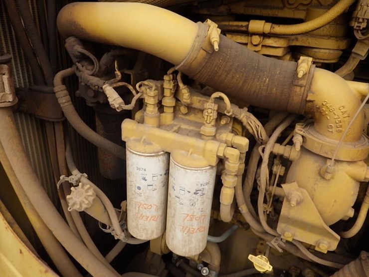 2011-caterpillar-d7e-image-30