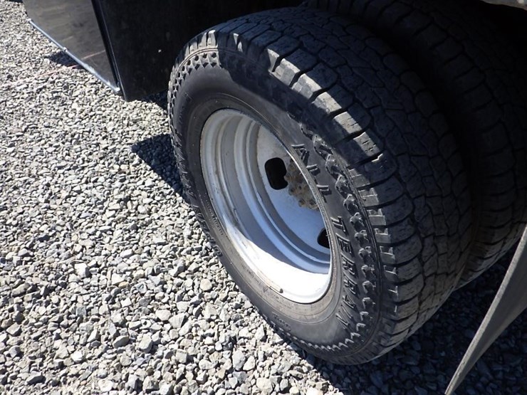 2014-ford-f350-image-22