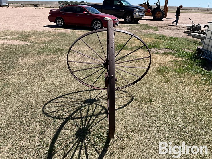 53”-antique-steel-wheels-image-2