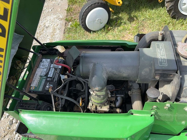 john-deere-322-image-48