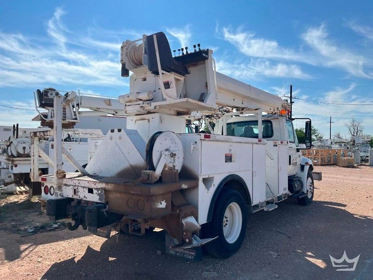 2003-international-durastar-4300-image-3