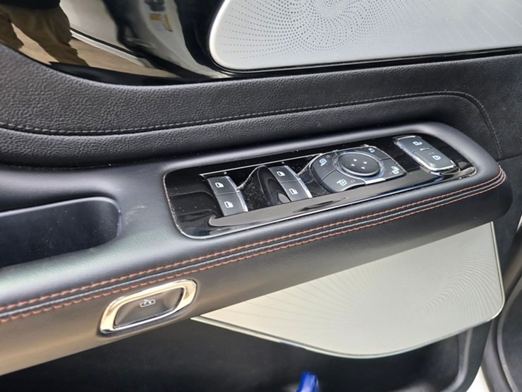 2024-lincoln-aviator-image-18
