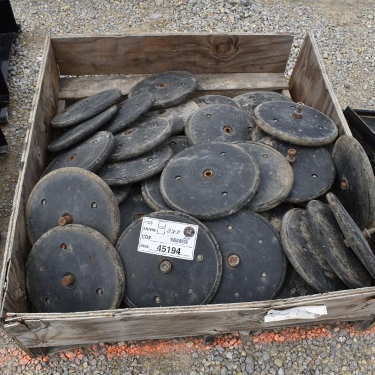 JOHN DEERE PLANTER CLOSING WHEELS 45194