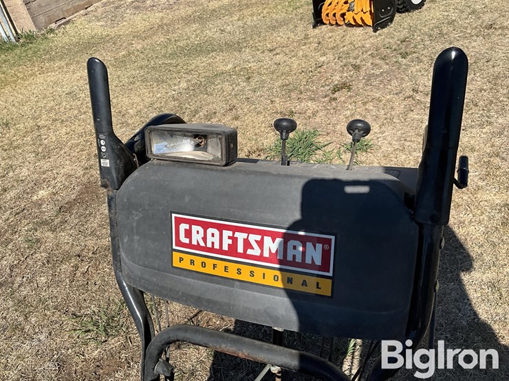craftsman-33”-self-propelled-snowblower-image-13