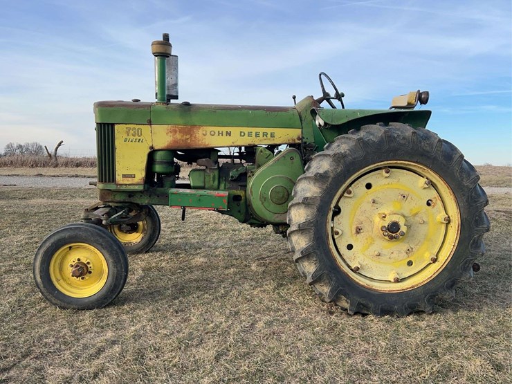 john-deere-730-image-2