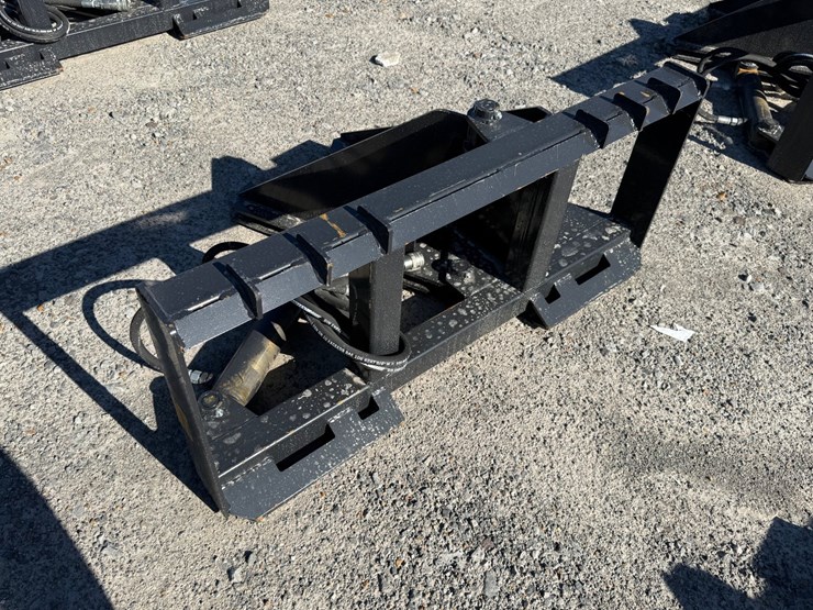 #2086-•-unused-jct-skid-steer-tree-puller-inv#-47098-image-1
