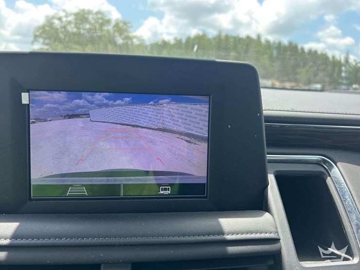 2023-chevrolet-tahoe-image-16