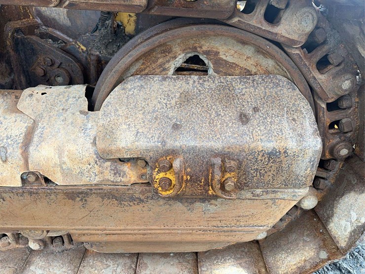2006-caterpillar-d3g-xl-image-14