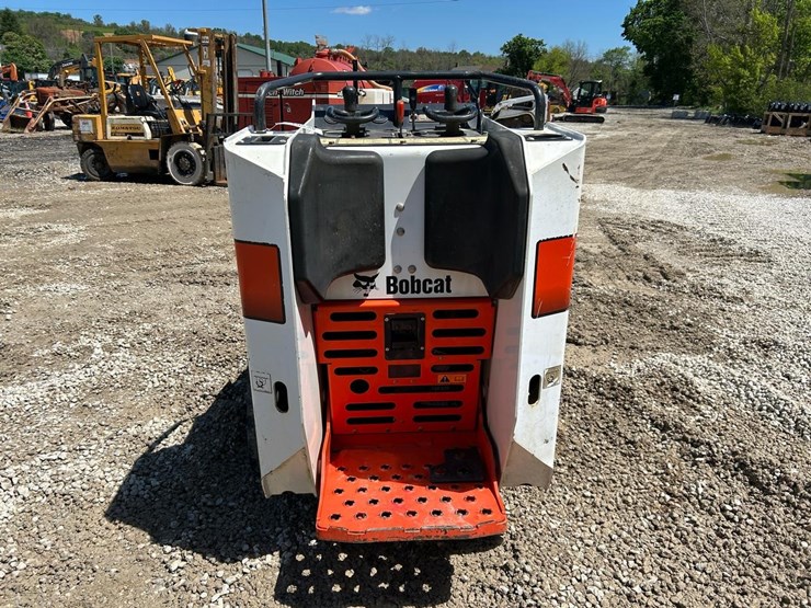 2020-bobcat-mt85-image-3