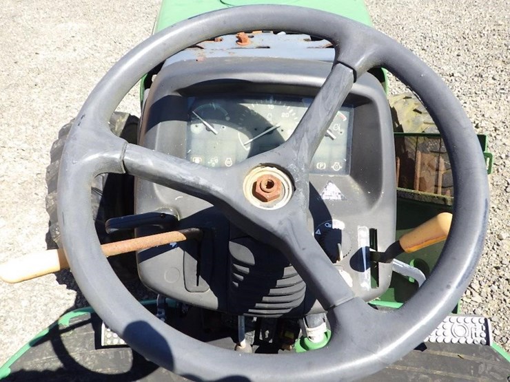 john-deere-4600-image-22