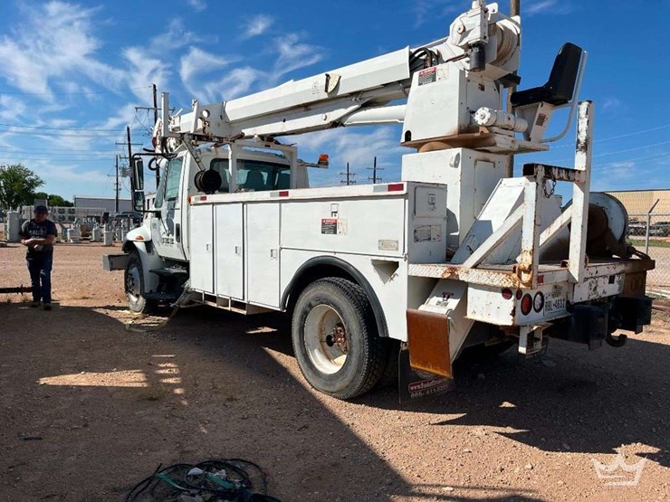 2003-international-durastar-4300-image-4