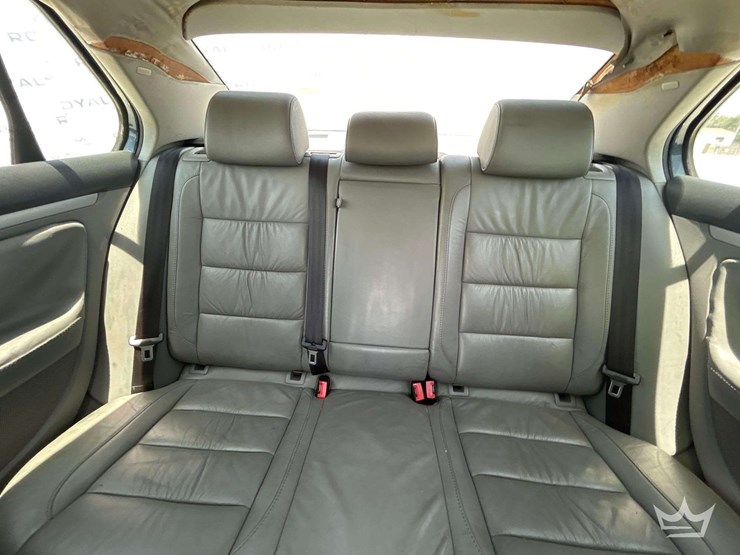 2006-volkswagen-jetta-sedan-image-19