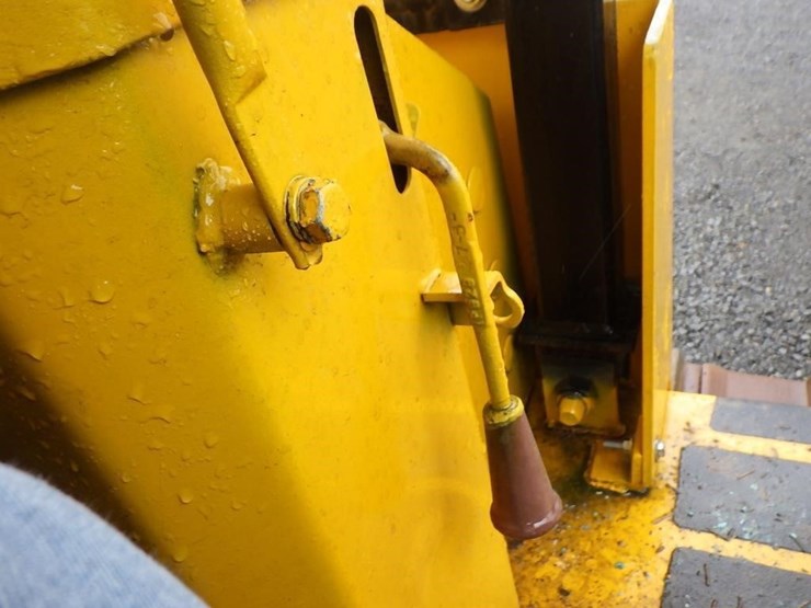 1977-caterpillar-d6d-image-45