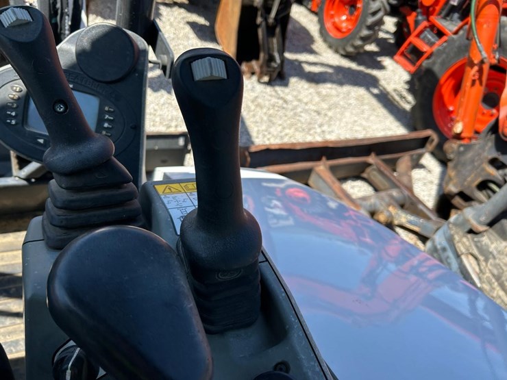 2020-bobcat-e35i-image-21