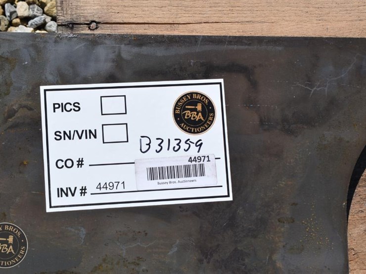 skid-steer-plate-44971-image-2
