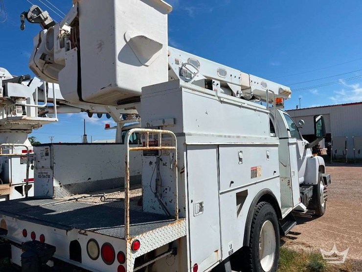 2006-chevrolet-c7500-altec-l42m-42ft.-bucket-truck-image-4