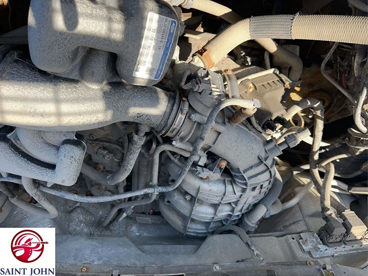 2014-ford-f150-xl-image-21