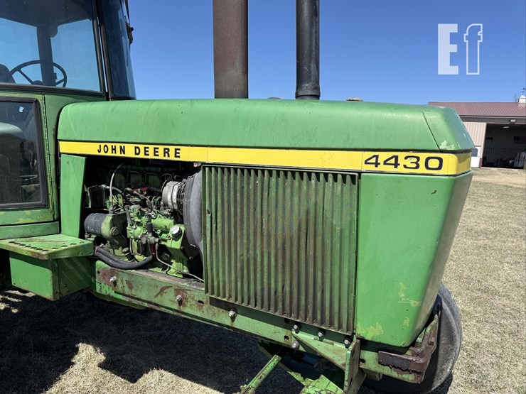john-deere-4430-image-20