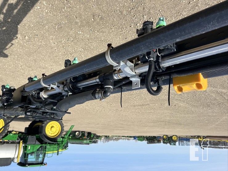 2020-john-deere-r4045-image-84