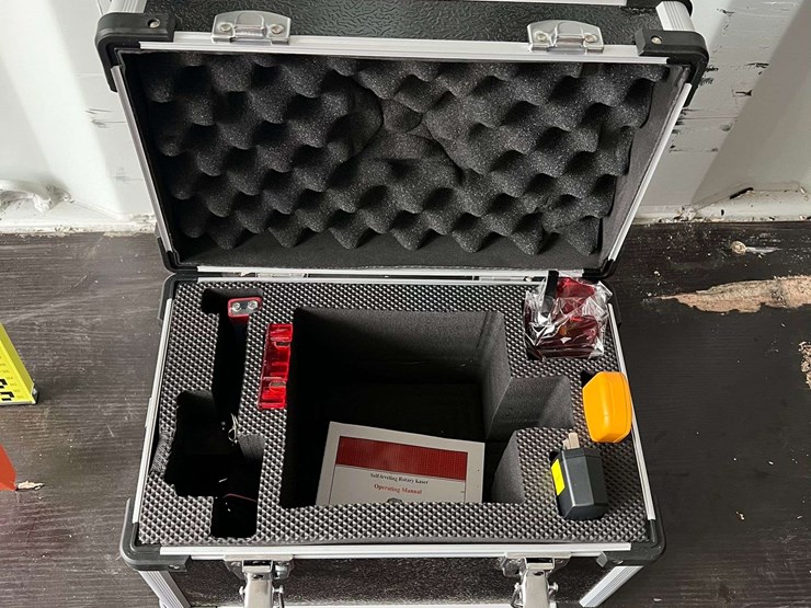 self-leveling-rotary-laser-(survey-equipment-&-grade-control)-(new/unused)-image-4