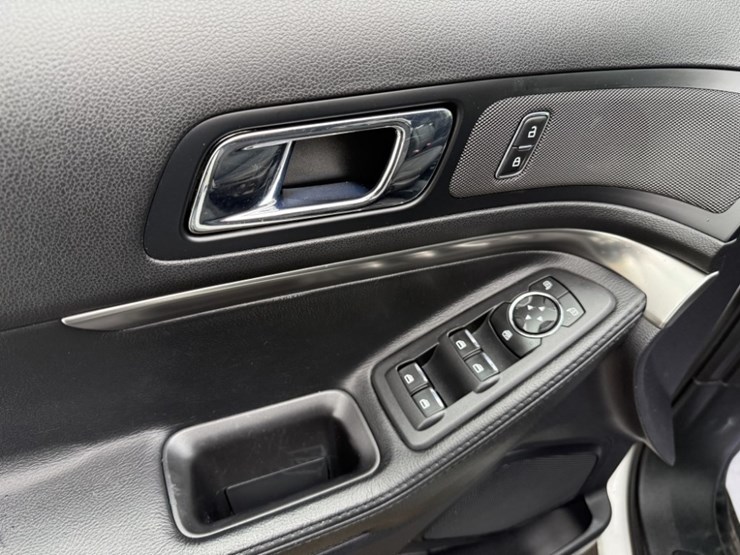 2018-ford-explorer-image-20