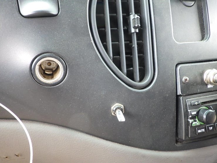 2000-ford-2000-image-30