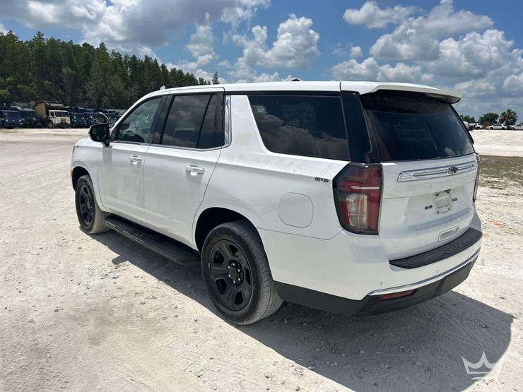 2023-chevrolet-tahoe-image-4