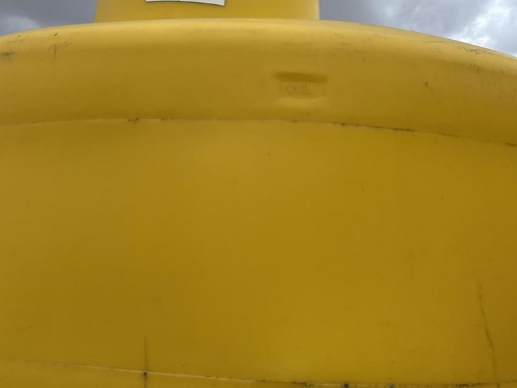 2,500-gallon-yellow-tank-image-5