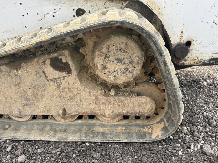 bobcat-t300-image-18