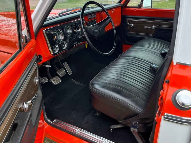 1972-chevrolet-c10-image-9