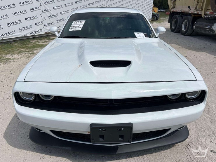 2023-dodge-challenger-coupe-image-23