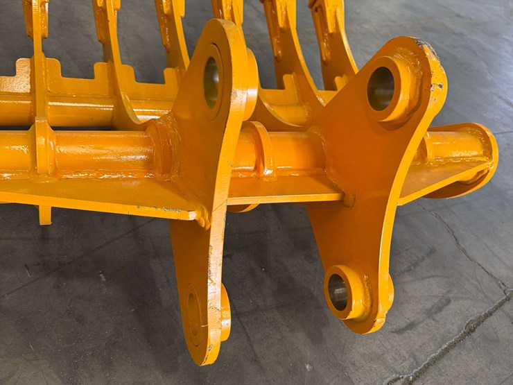 caterpillar-305-image-6