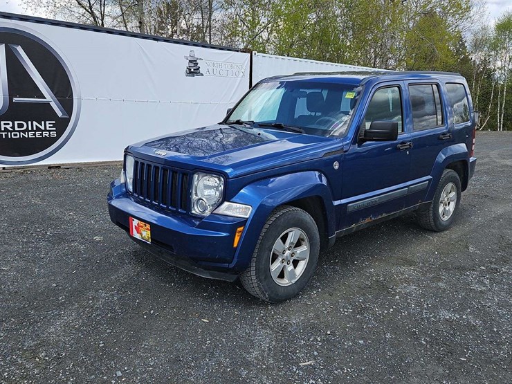 2009-jeep-liberty-image-1