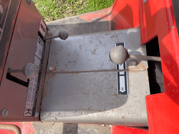 1975-massey-ferguson-16-image-21