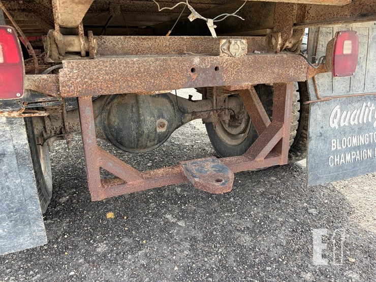ford-f600-image-6