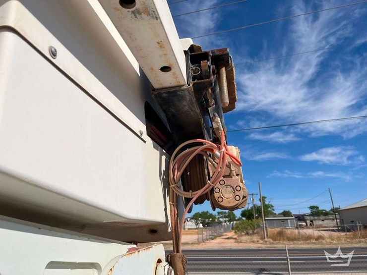 international-durastar-4300-image-9