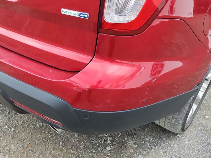 2015-ford-explorer-image-35
