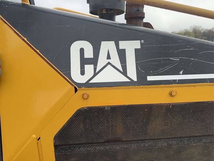 2006-caterpillar-d3g-xl-image-18