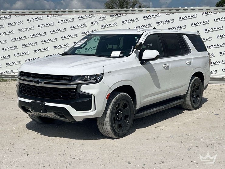 2023-chevrolet-tahoe-image-1