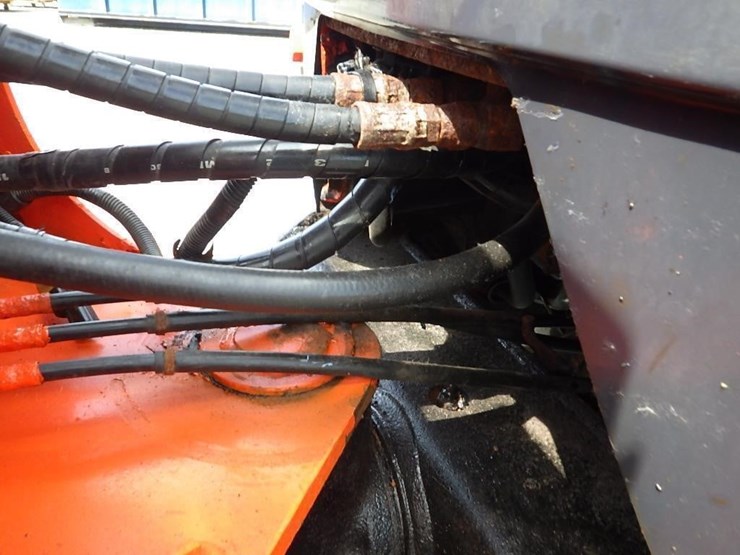 kubota-r420st-wheel-loader-image-17